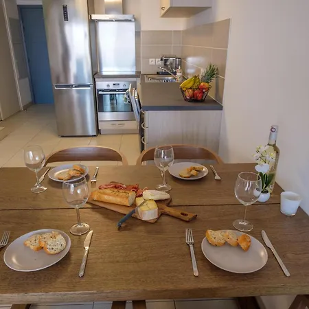 Apartment Maison Kiwi Grimaud